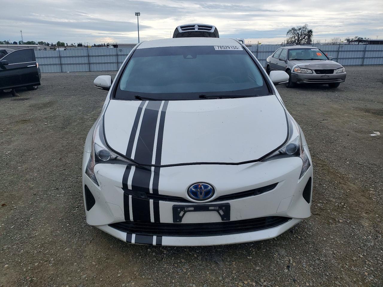 2017 TOYOTA PRIUS