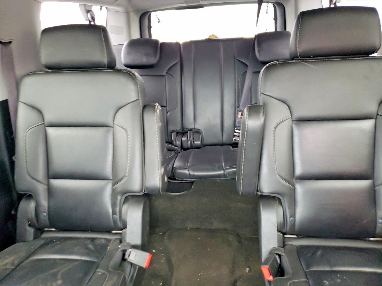 2015 CHEVROLET Suburban