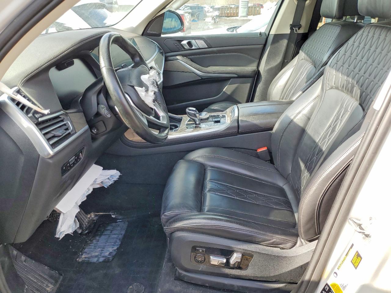 2021 BMW X7