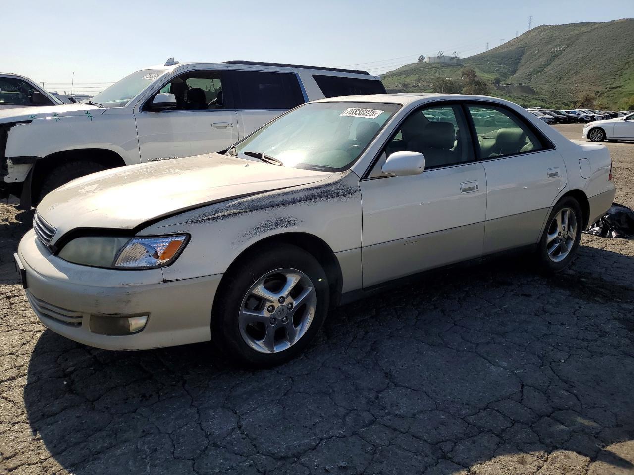 2001 LEXUS Es 300