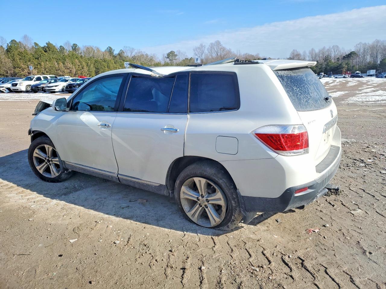 2013 TOYOTA HIGHLANDER
