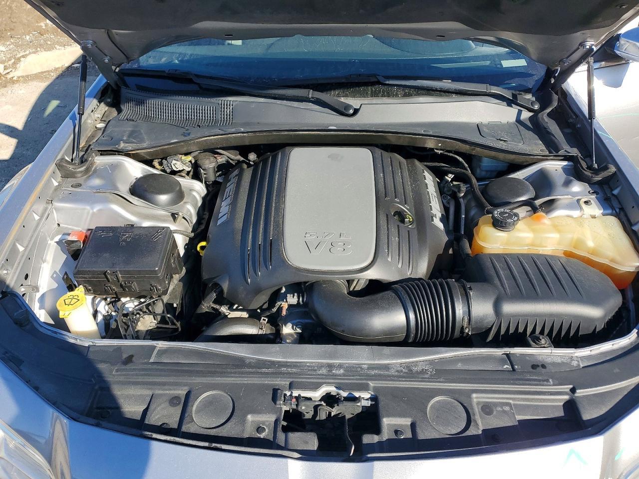 2011 CHRYSLER 300