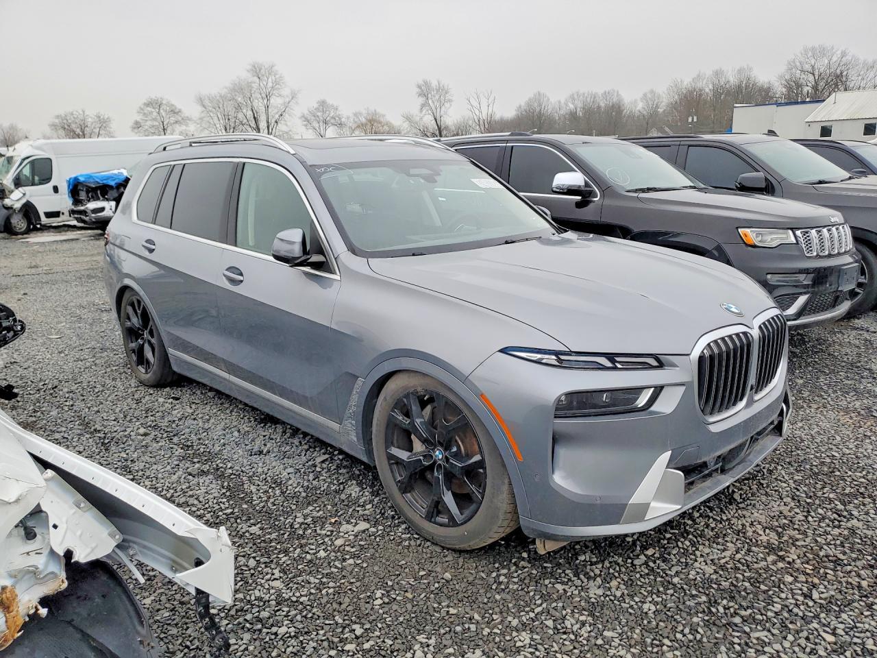 2023 BMW X7