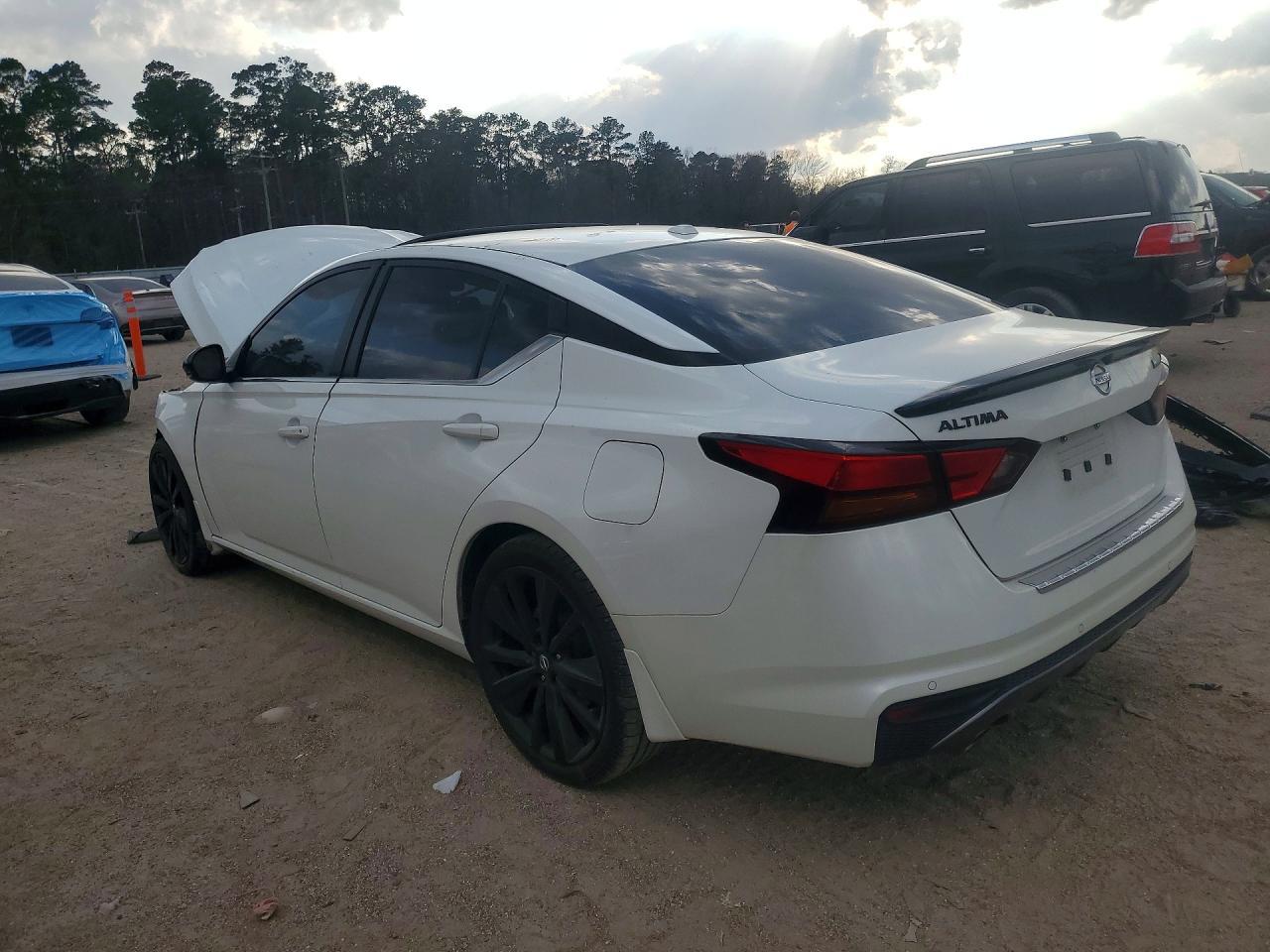 2022 NISSAN ALTIMA