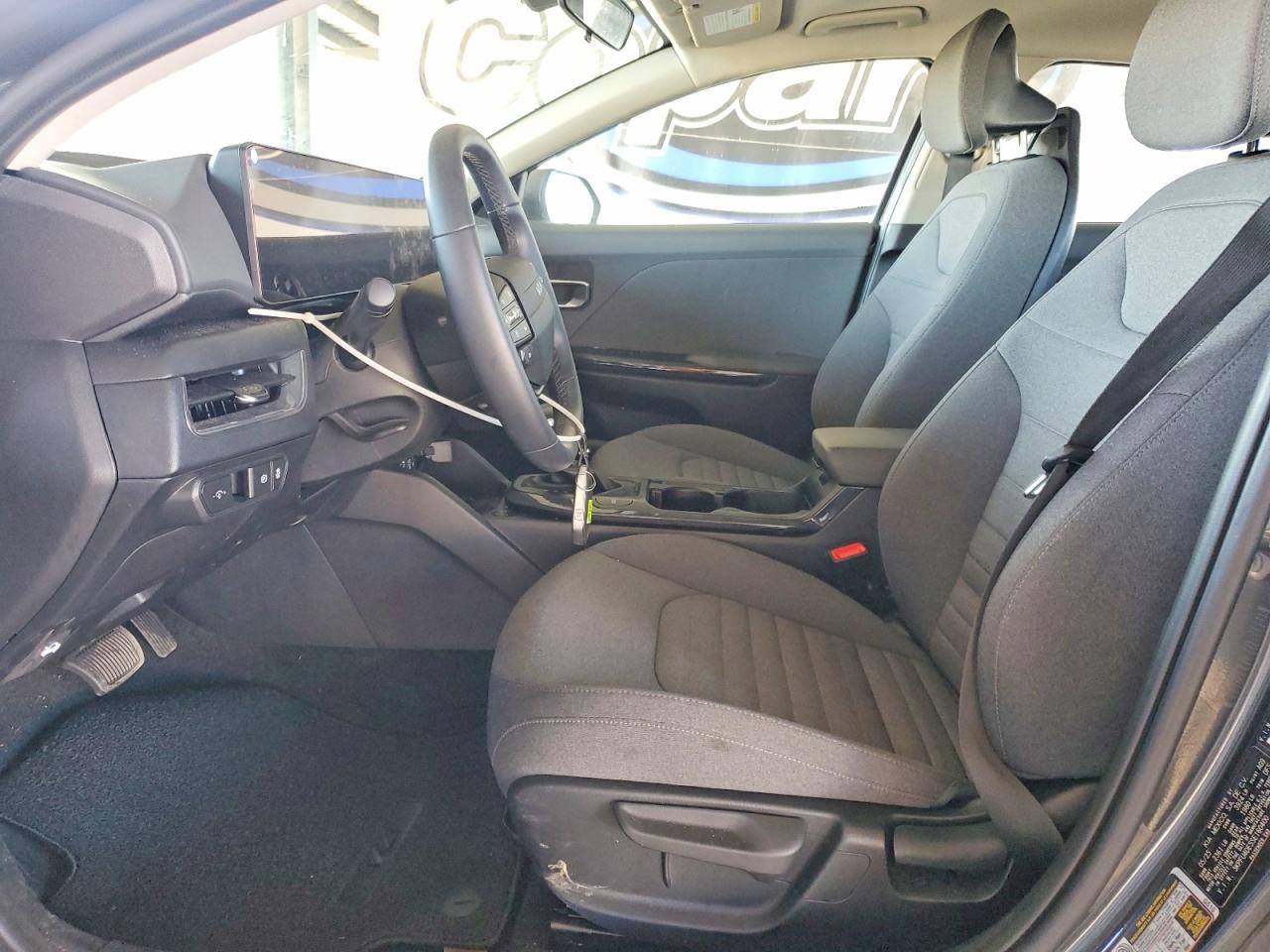 2025 KIA K4