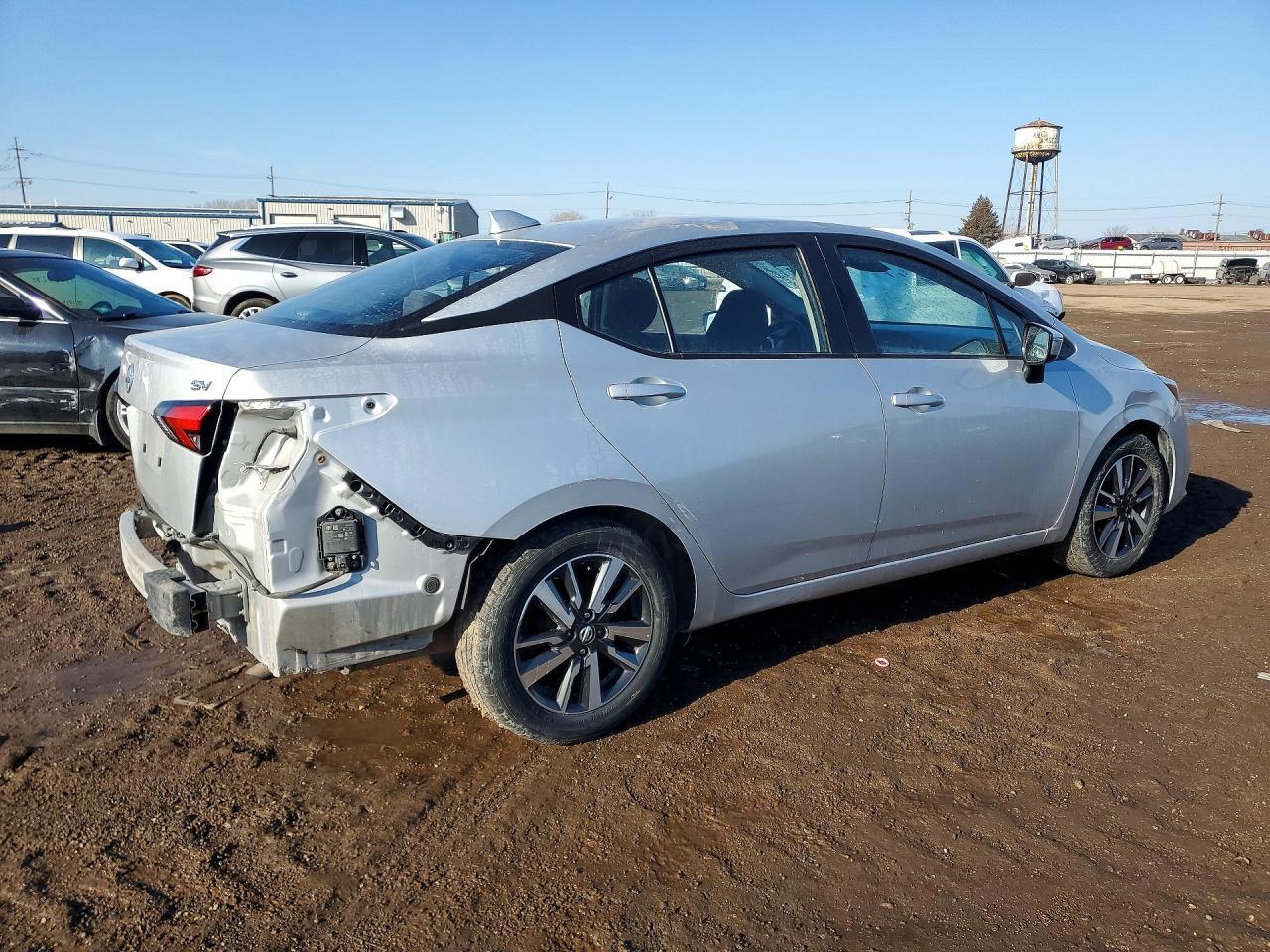2021 NISSAN VERSA