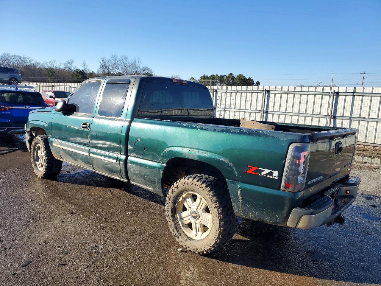 2004 CHEVROLET Silverado
