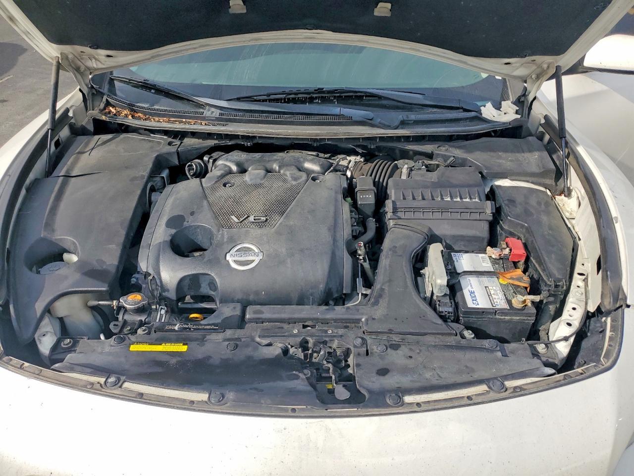 2014 NISSAN Maxima