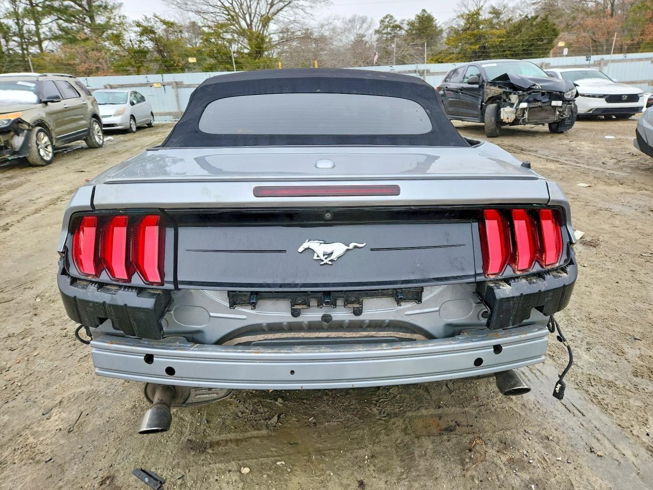 2022 FORD MUSTANG