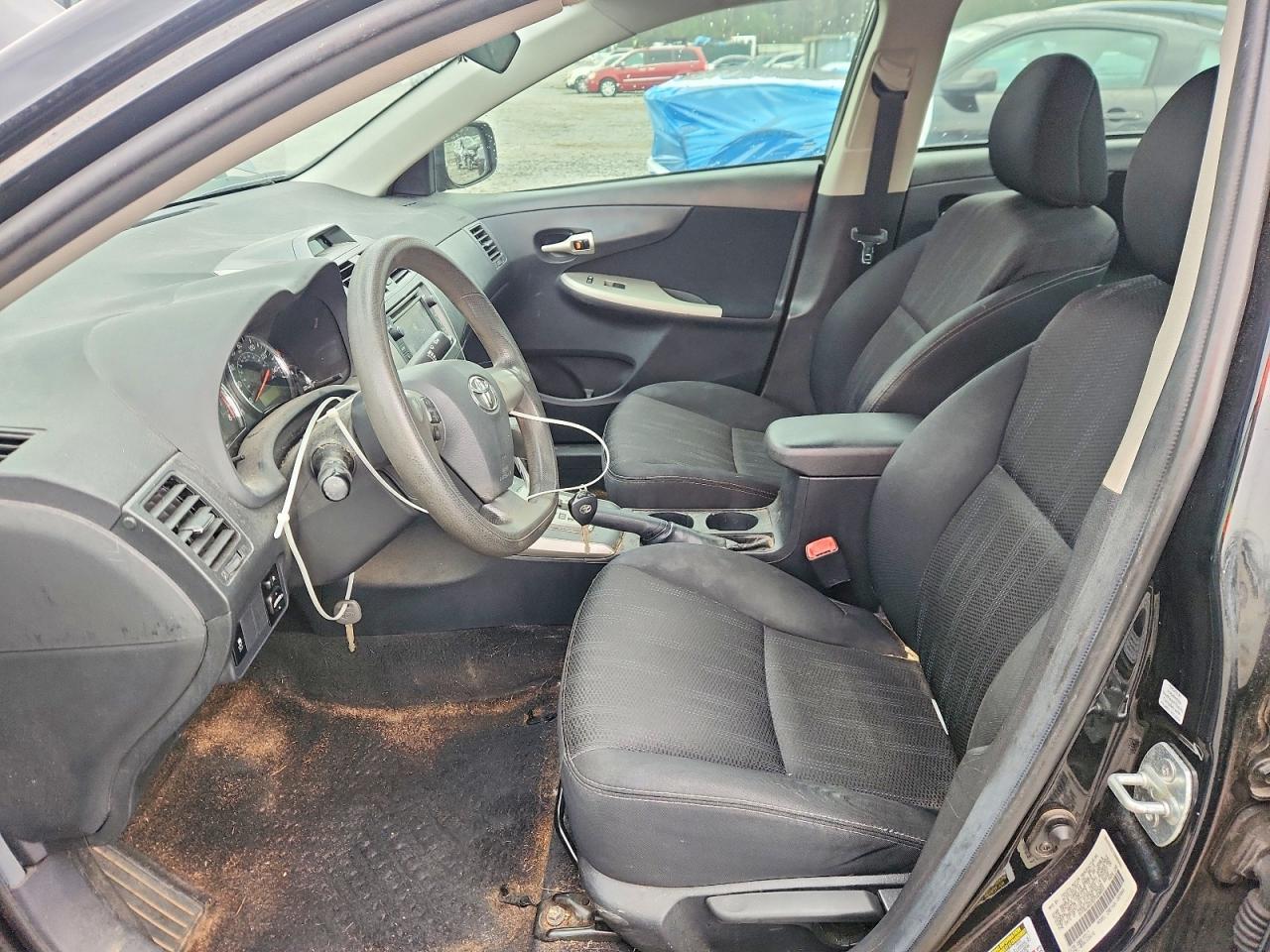 2013 TOYOTA COROLLA
