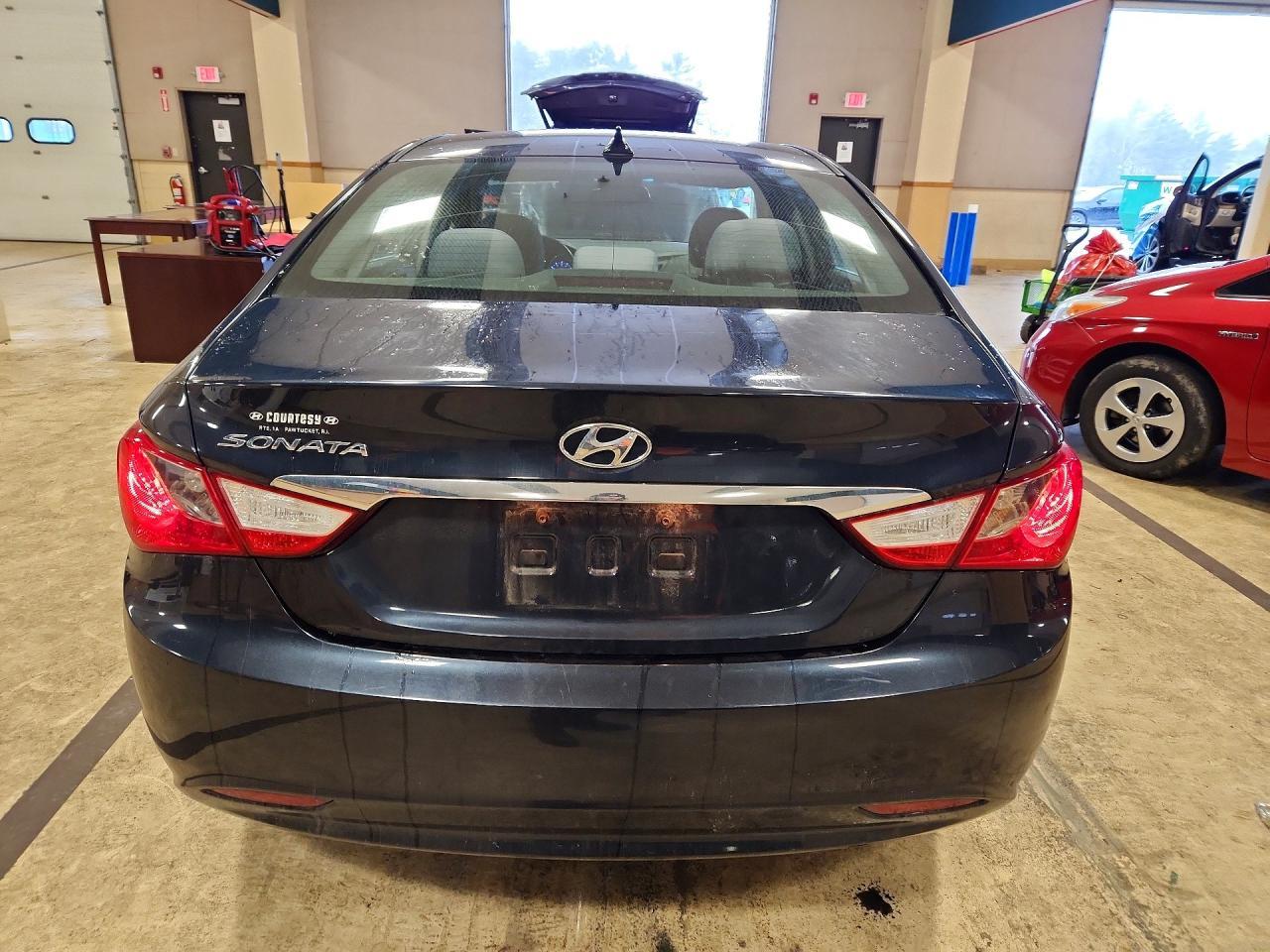 2013 HYUNDAI SONATA