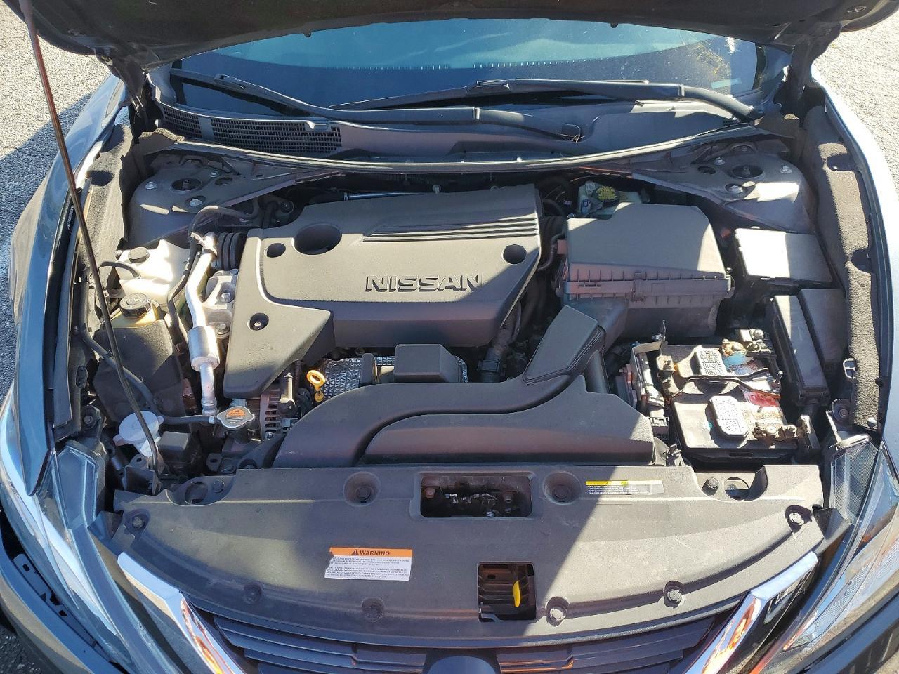 2017 NISSAN