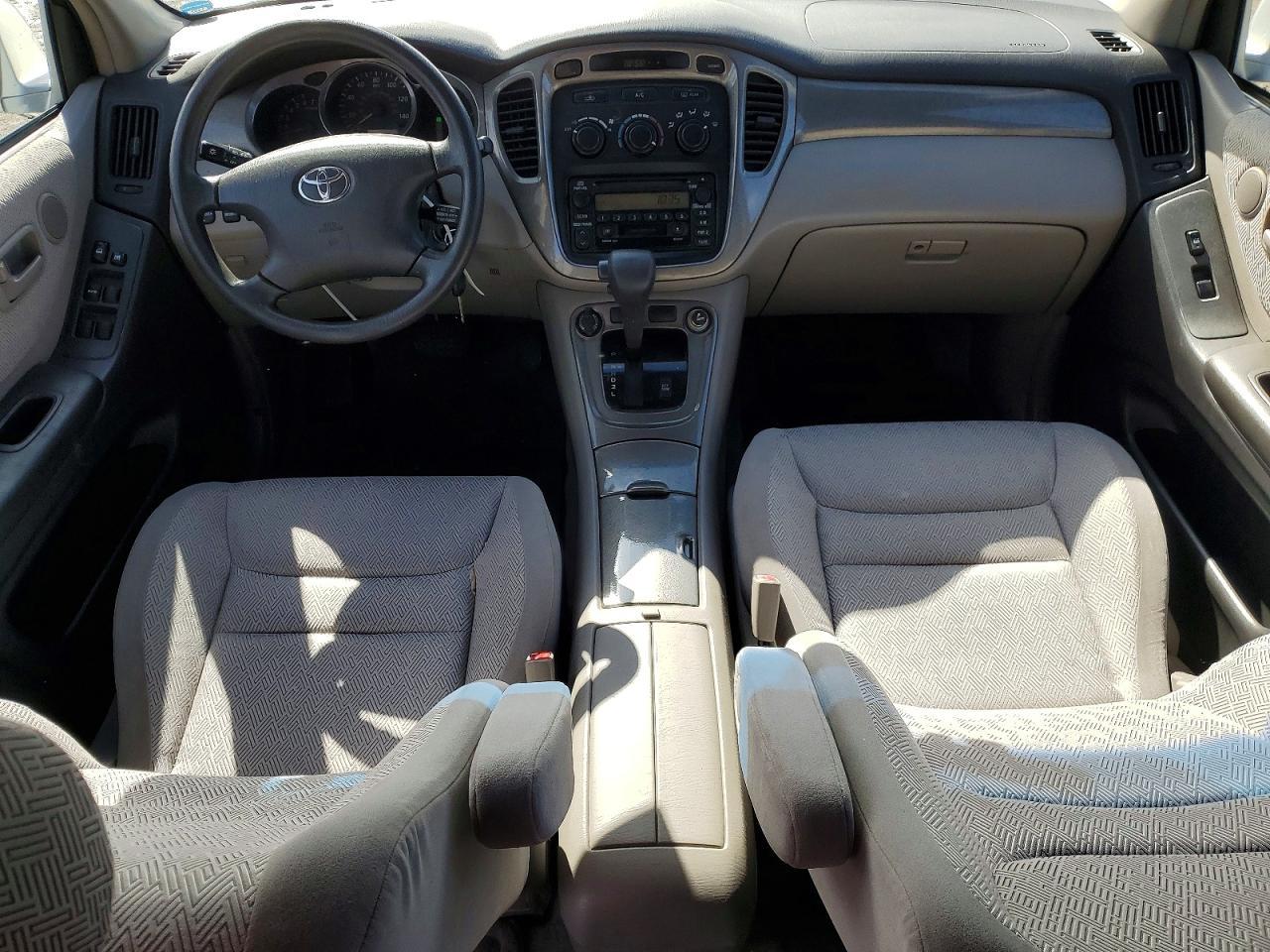 2002 TOYOTA HIGHLANDER