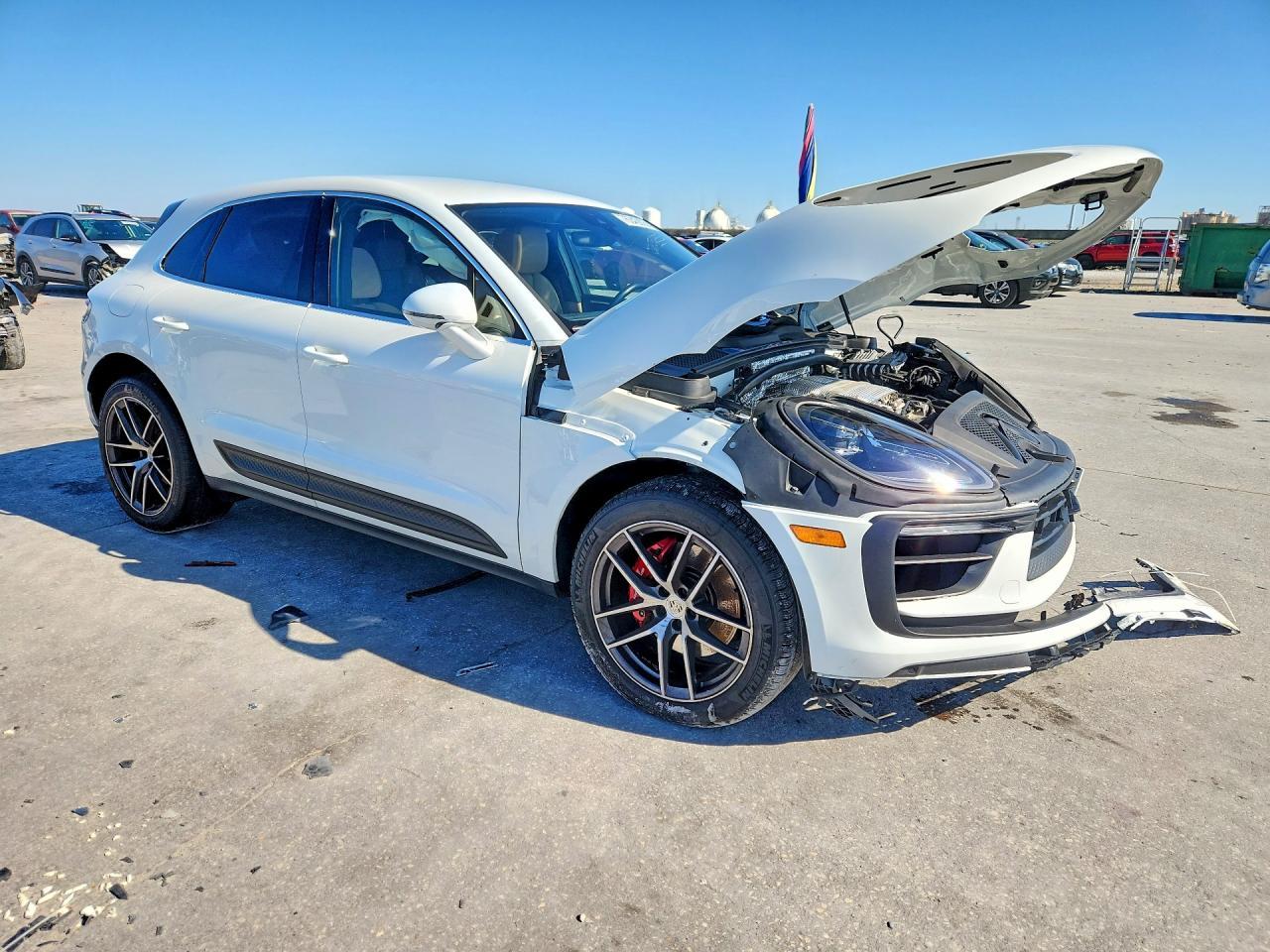 2022 PORSCHE Macan