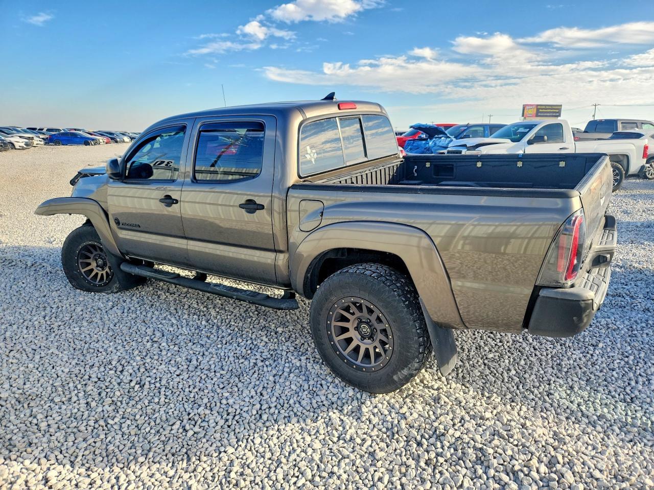 2012 TOYOTA TACOMA
