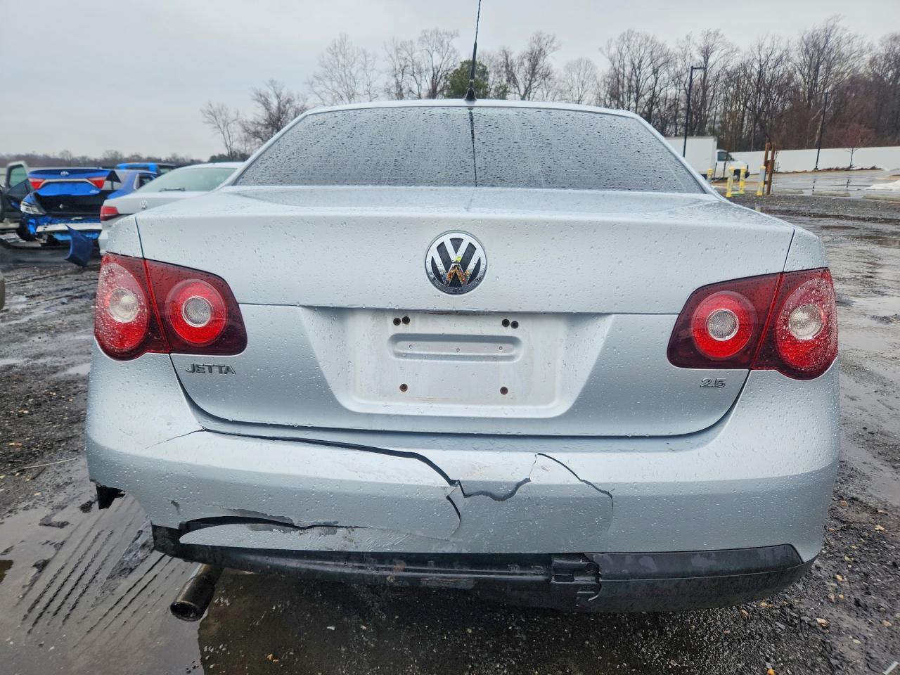2010 VOLKSWAGEN JETTA