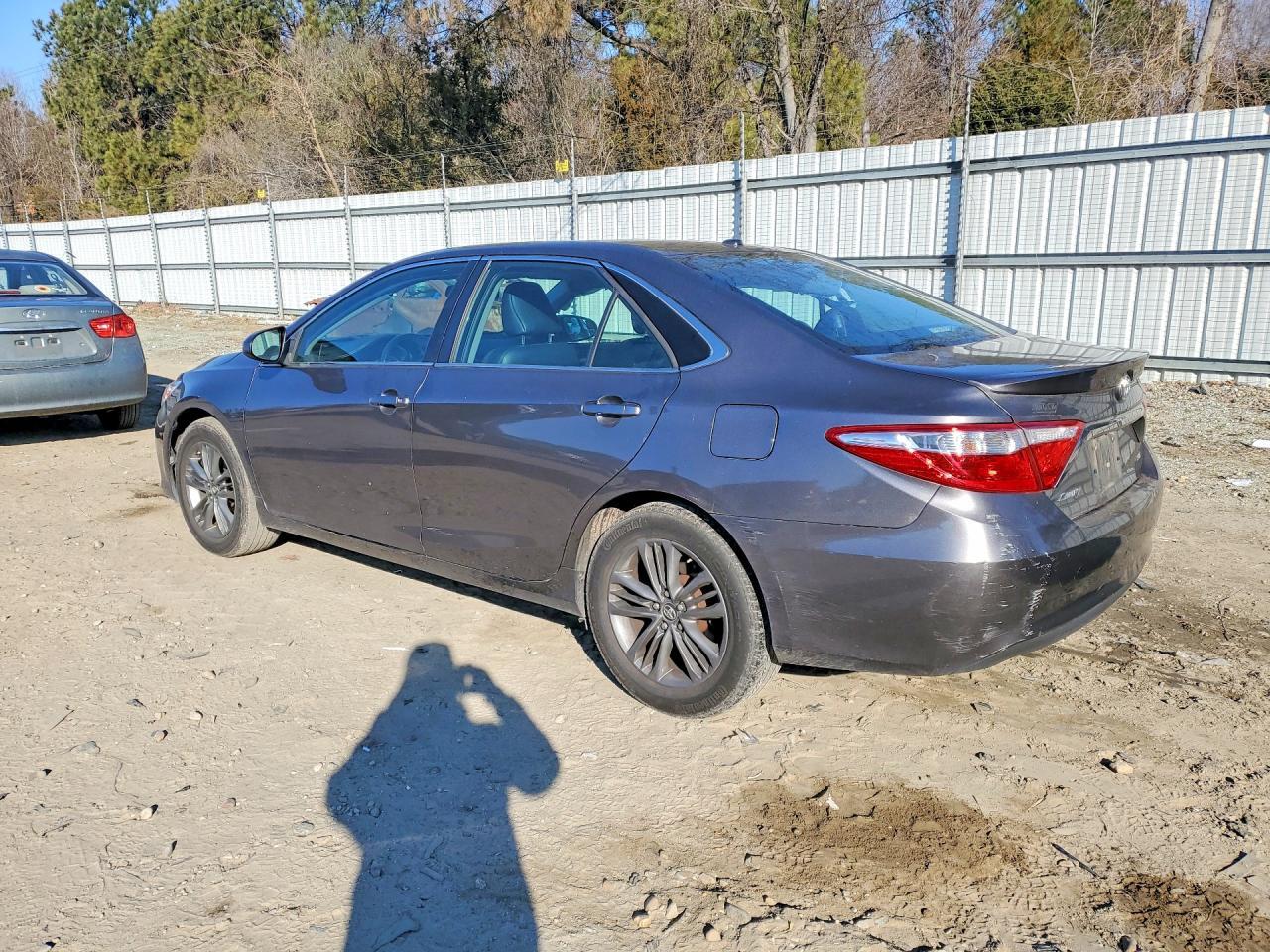 2017 TOYOTA CAMRY
