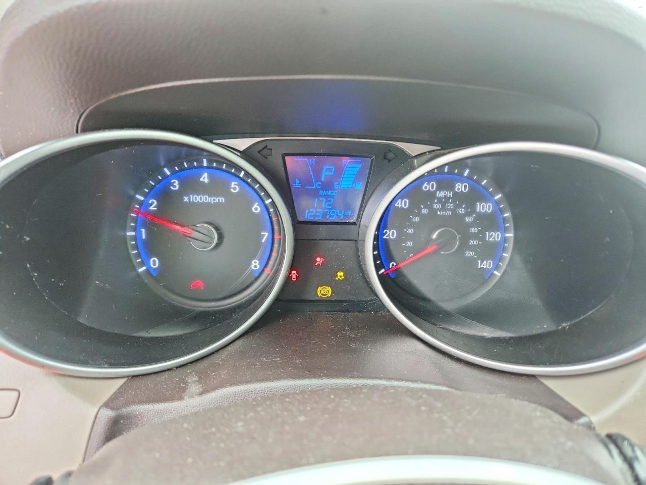 2014 HYUNDAI TUCSON