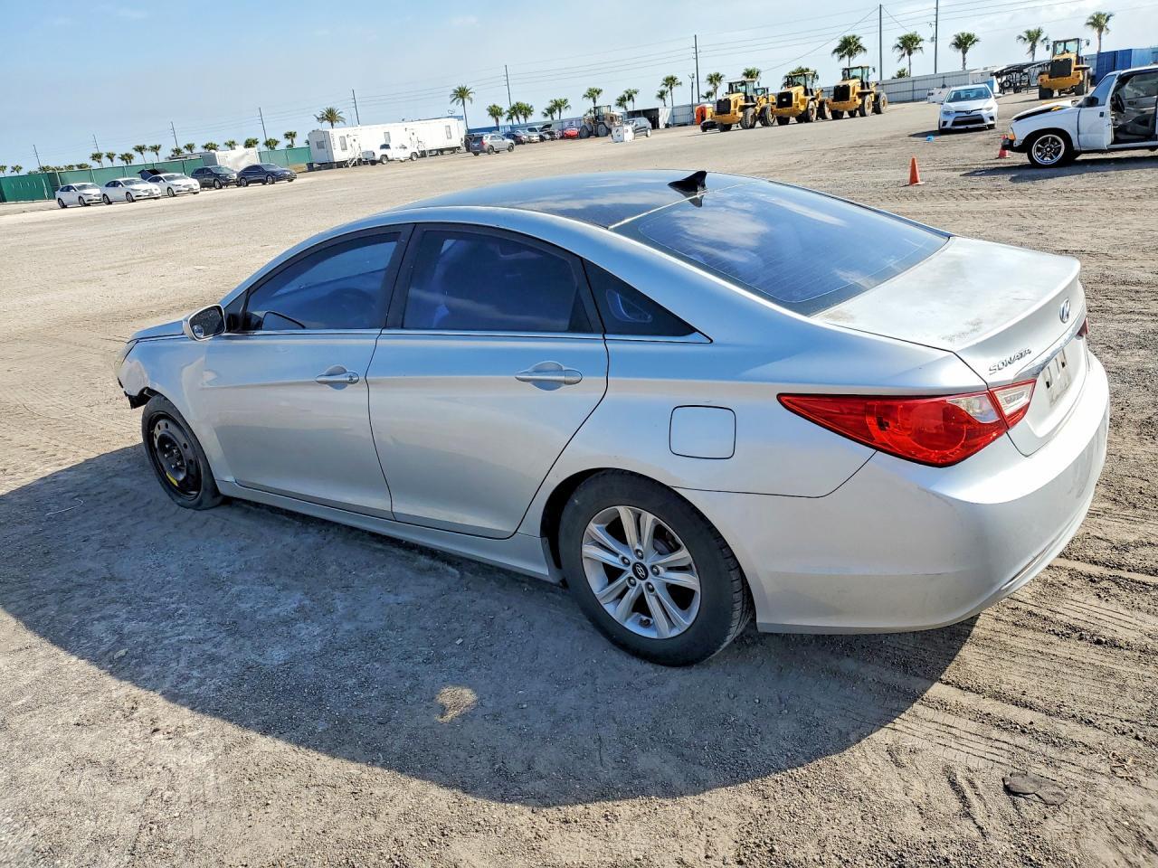 2011 HYUNDAI SONATA