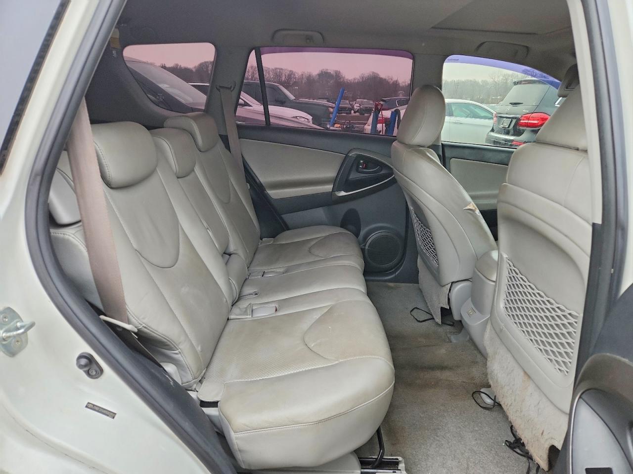 2009 TOYOTA RAV4