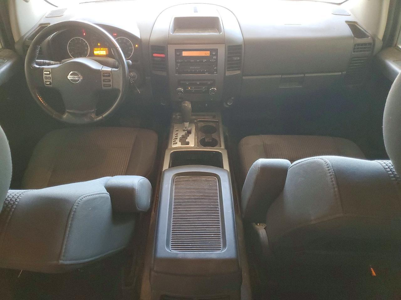 2012 NISSAN Titan