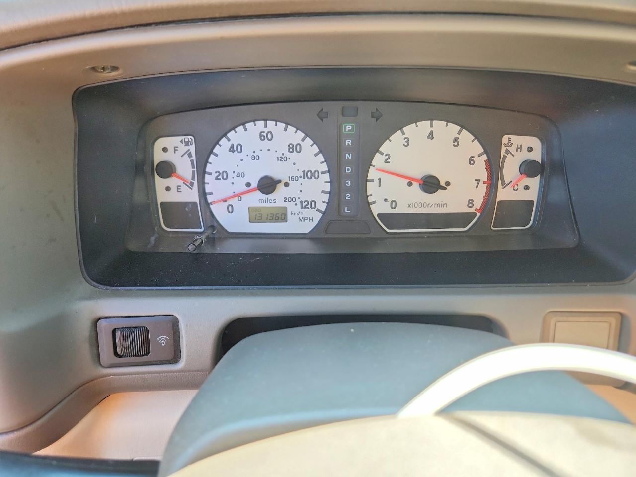 2004 MITSUBISHI Montero