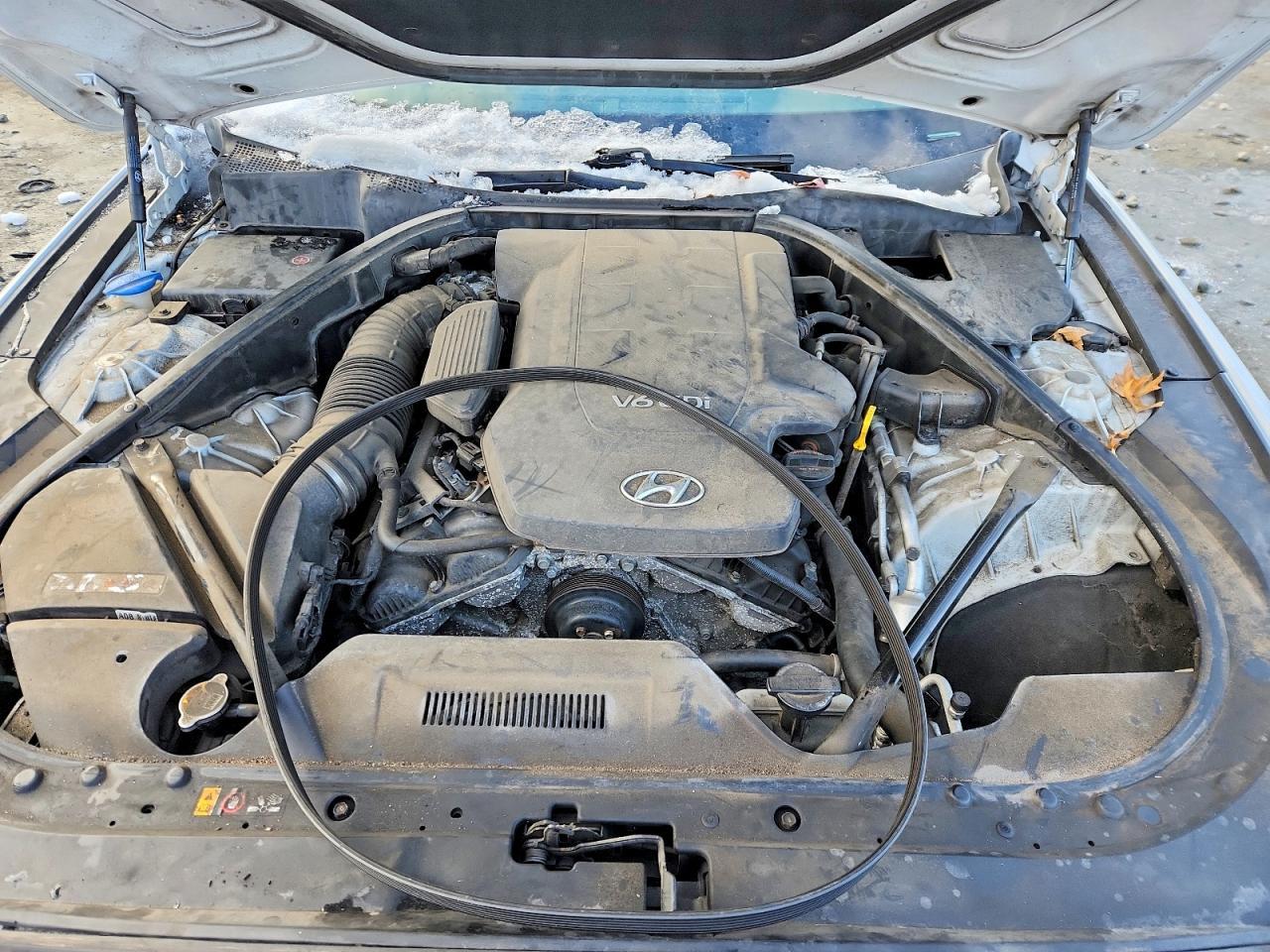 2016 HYUNDAI GENESIS