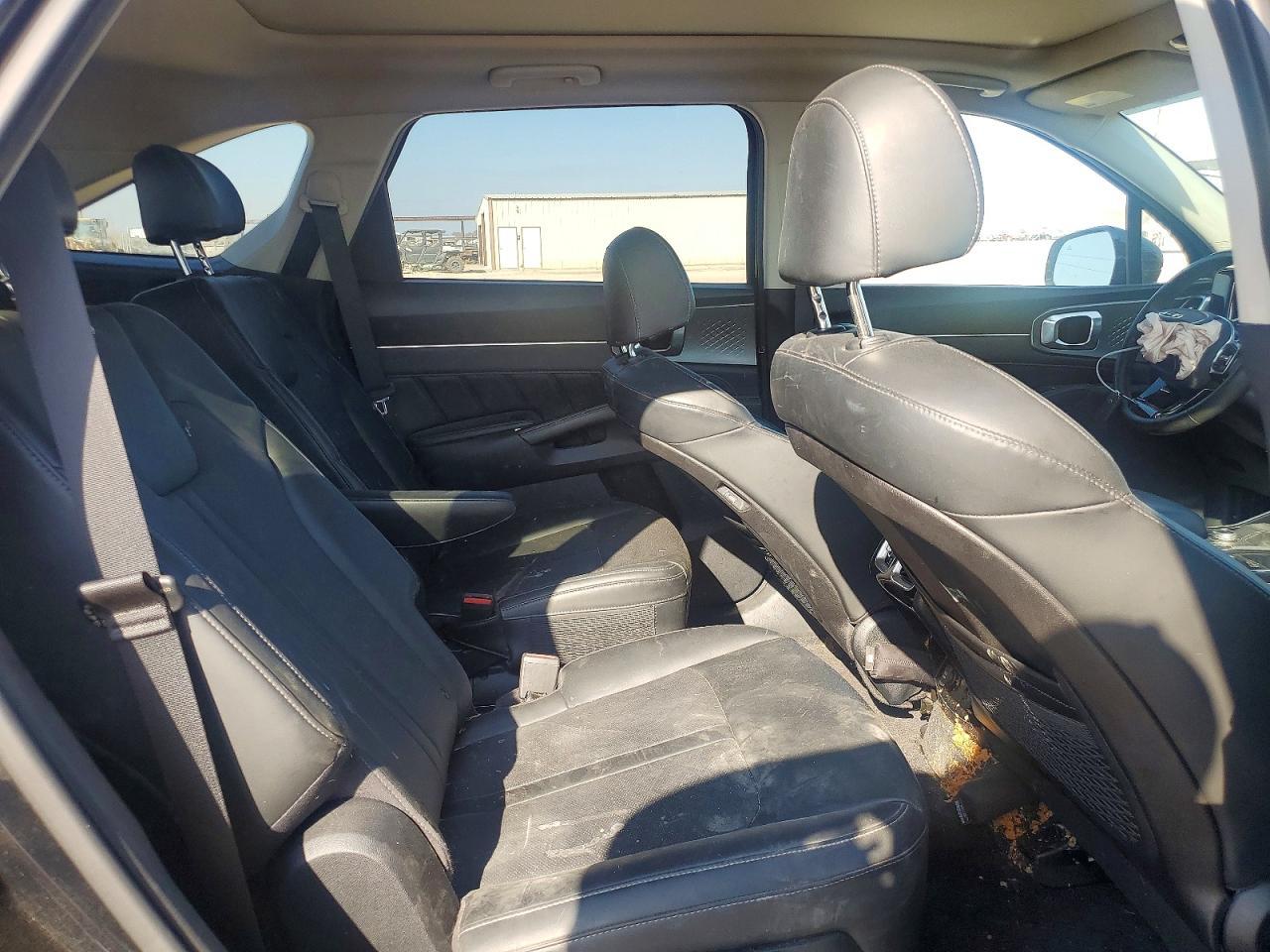 2021 KIA SORENTO