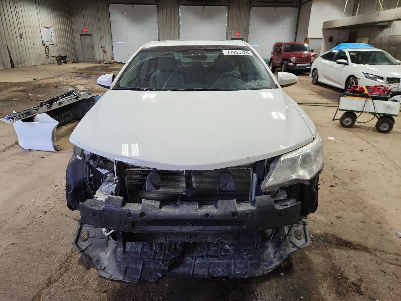 2013 TOYOTA CAMRY