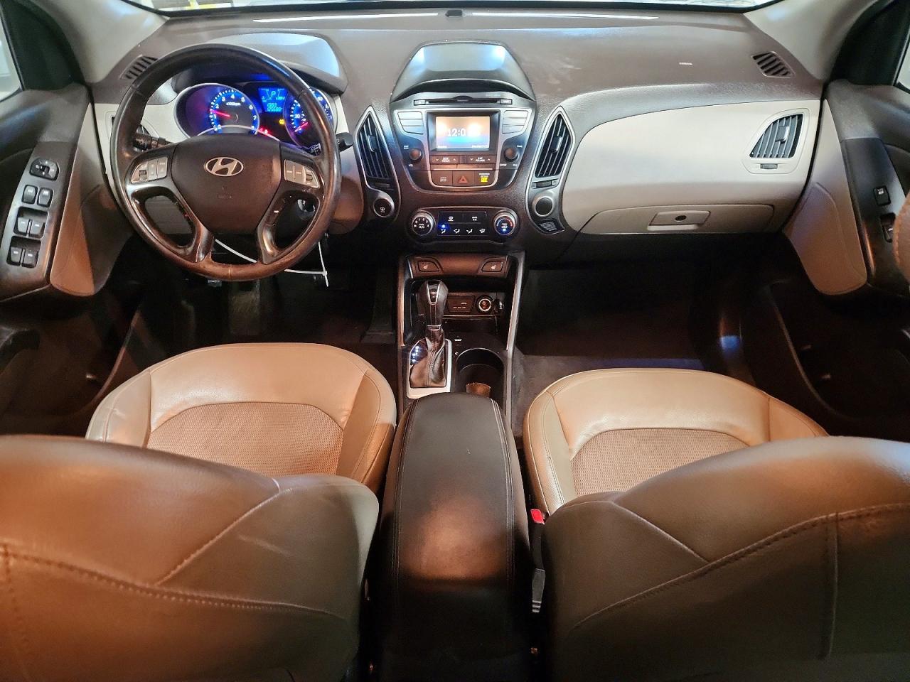 2015 HYUNDAI TUCSON