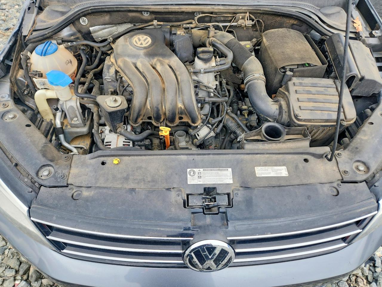 2015 VOLKSWAGEN JETTA
