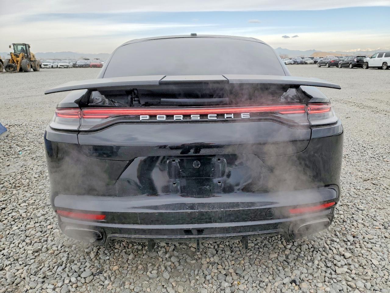 2016 PORSCHE Panamera