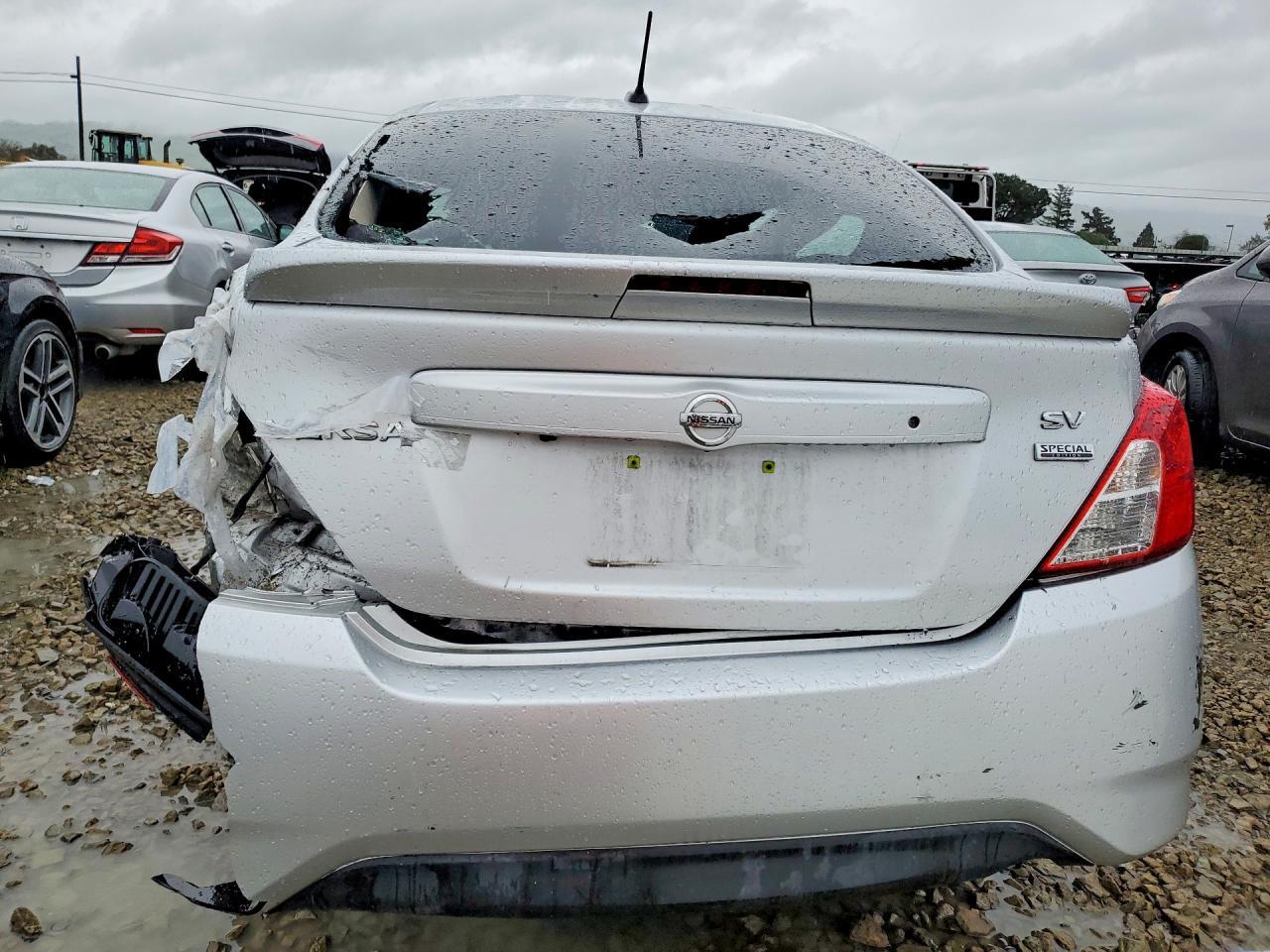 2018 NISSAN VERSA