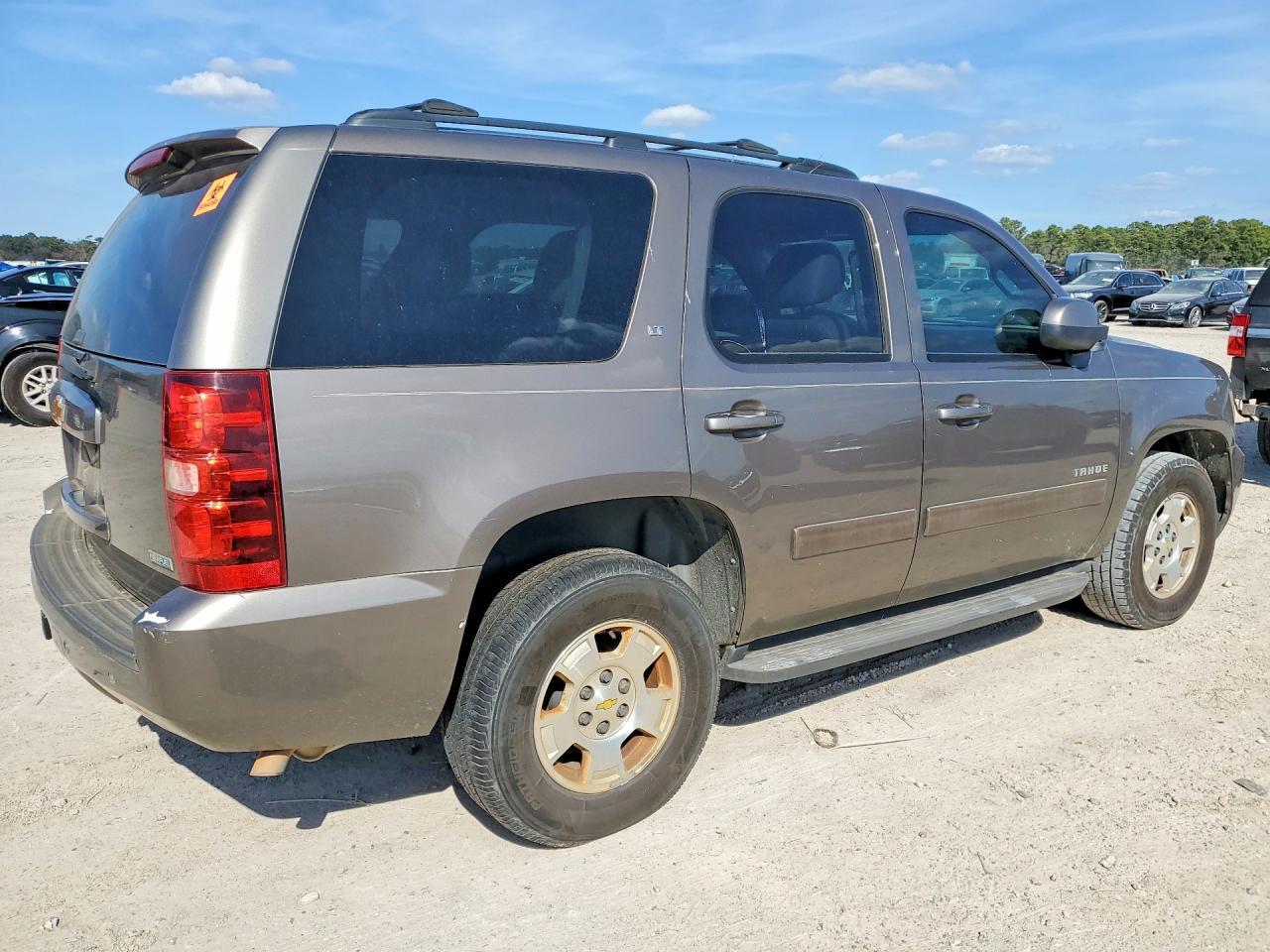 2012 CHEVROLET Tahoe