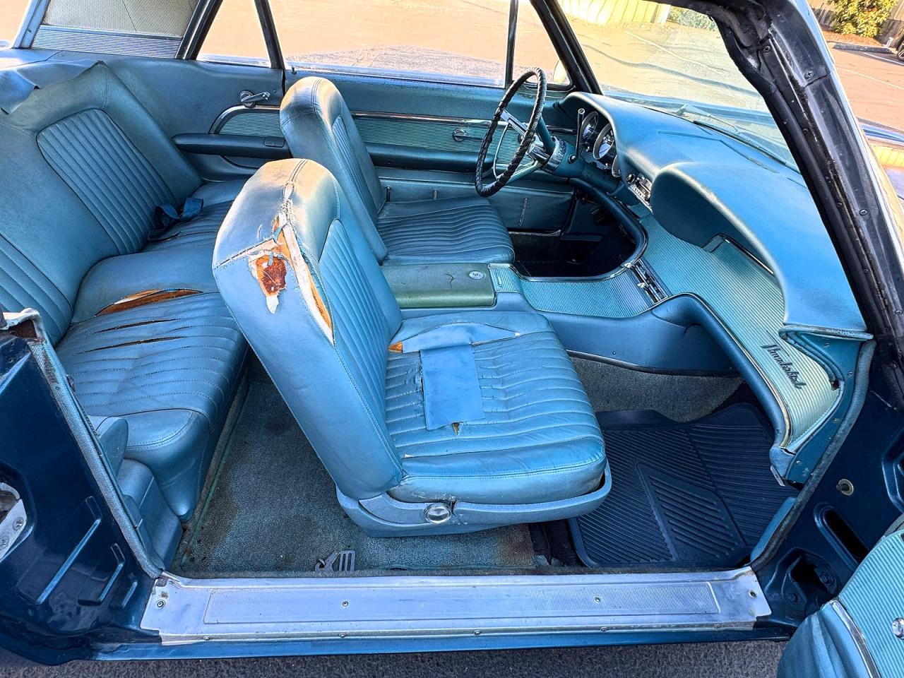1961 FORD T Bird