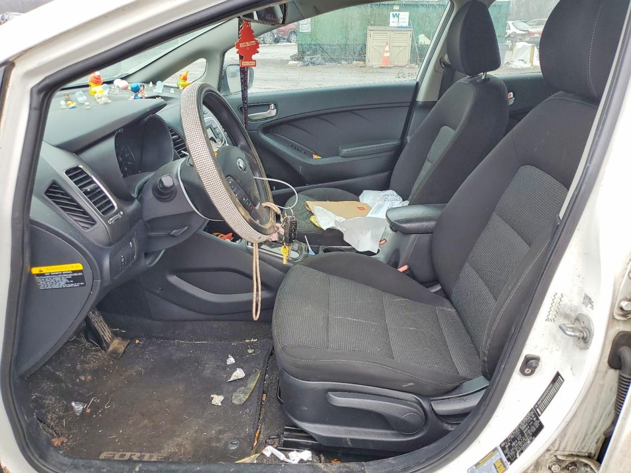 2017 KIA FORTE
