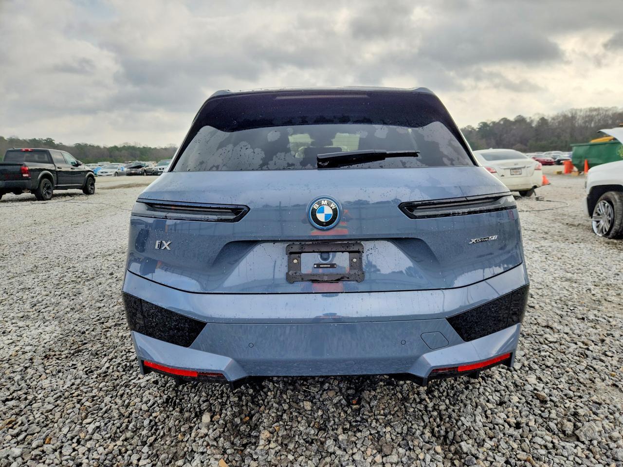 2024 BMW iX