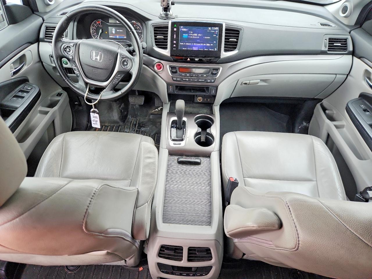 2016 HONDA PILOT