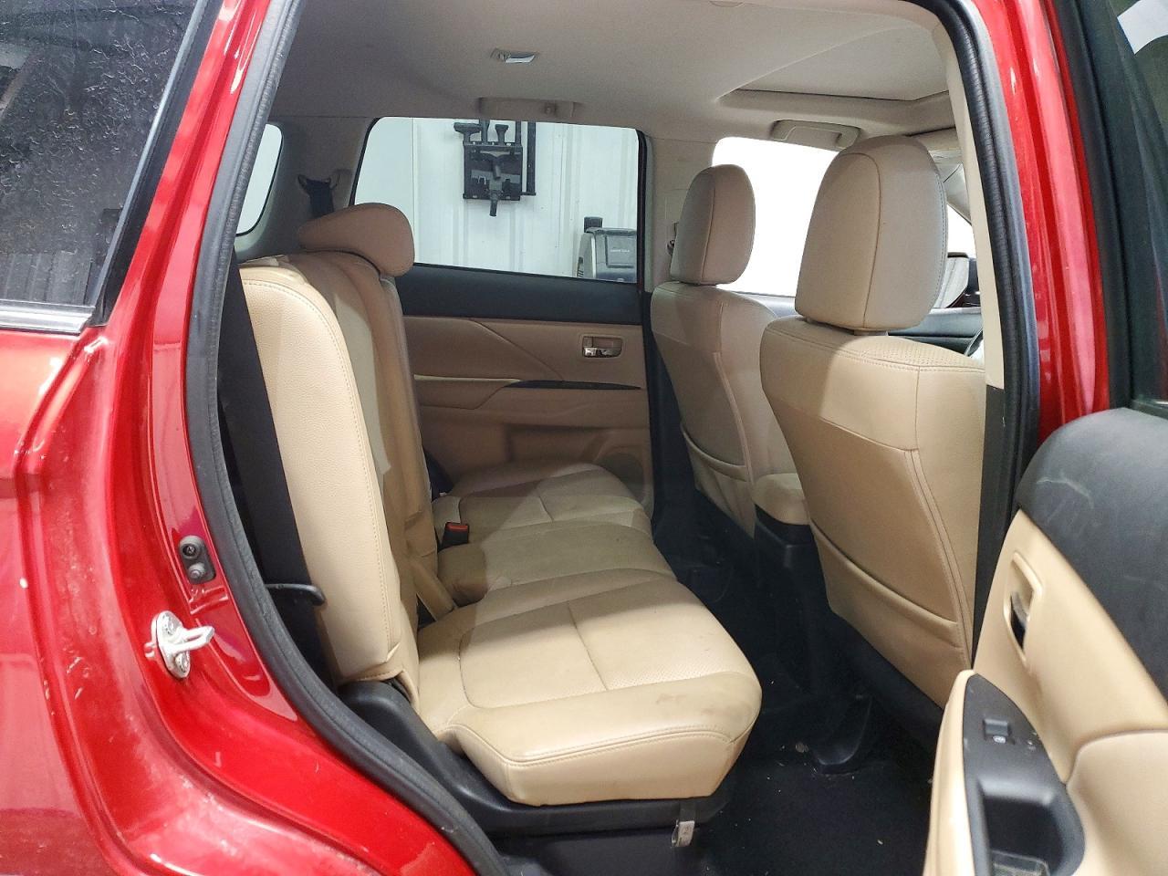 2018 MITSUBISHI outlander
