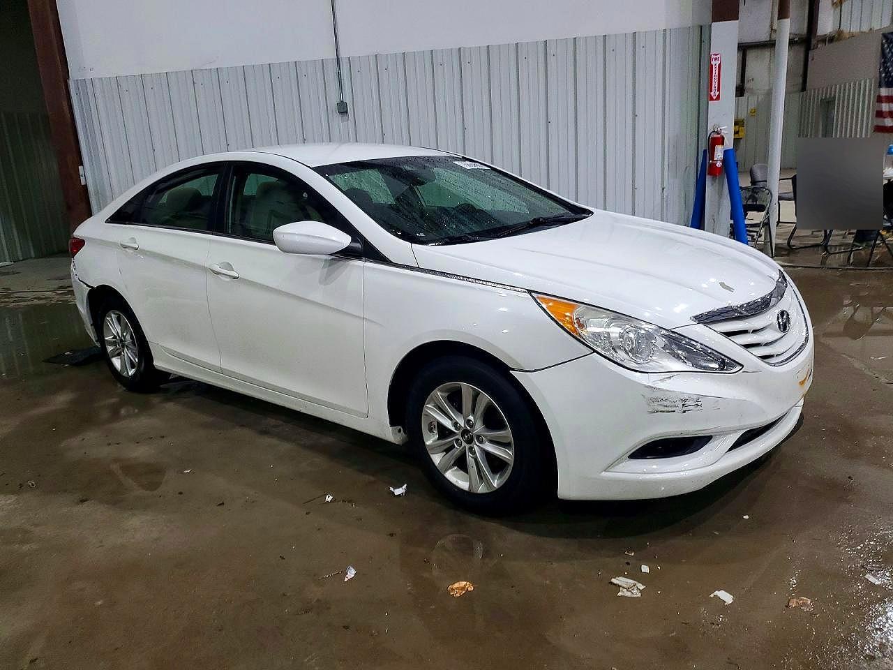 2013 HYUNDAI SONATA