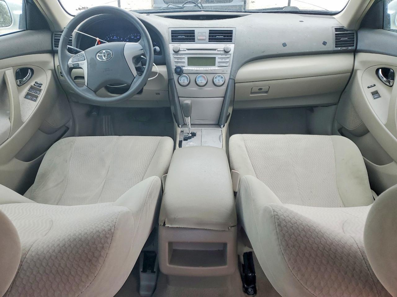 2010 TOYOTA CAMRY