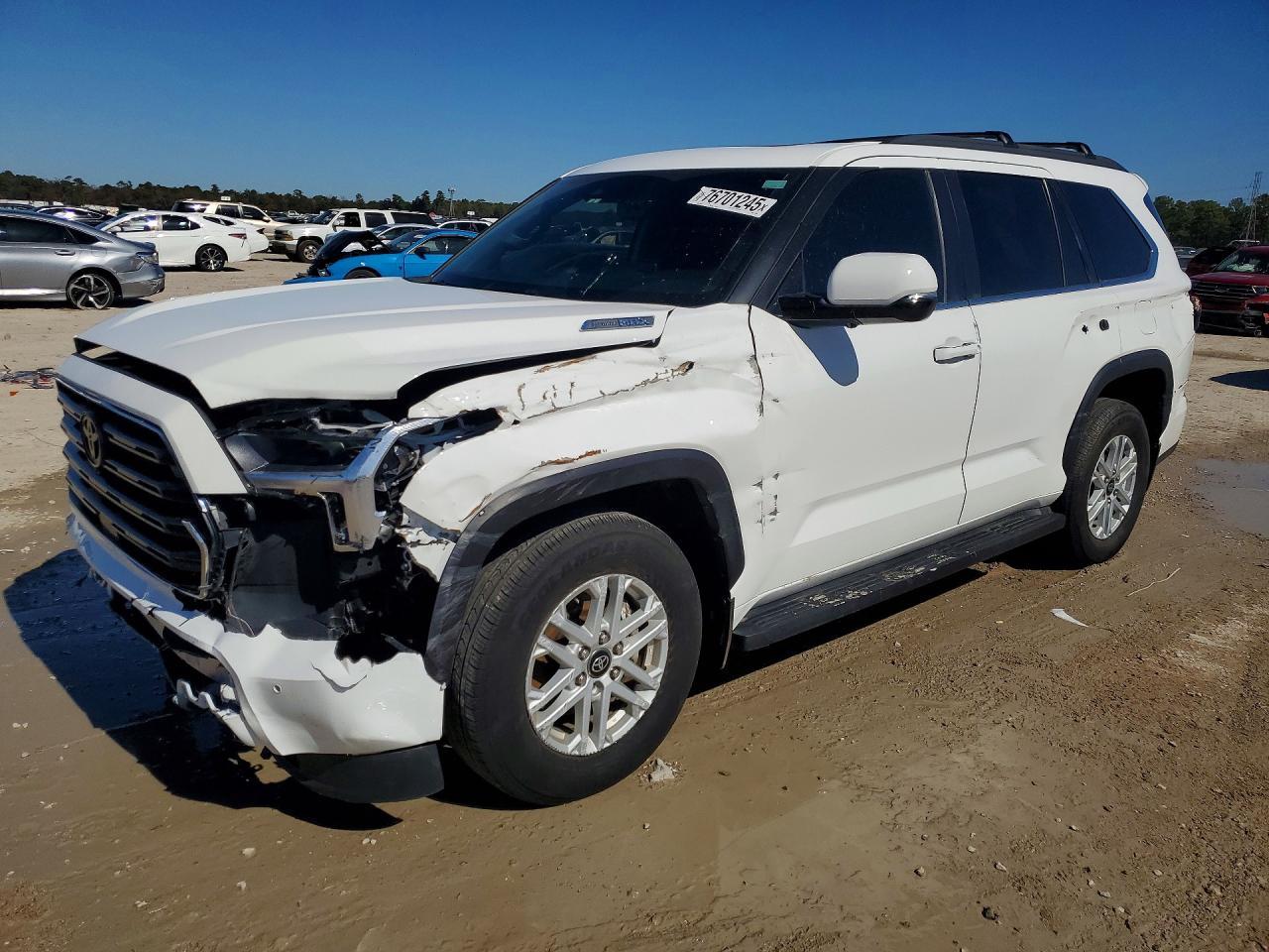 2025 TOYOTA Sequoia