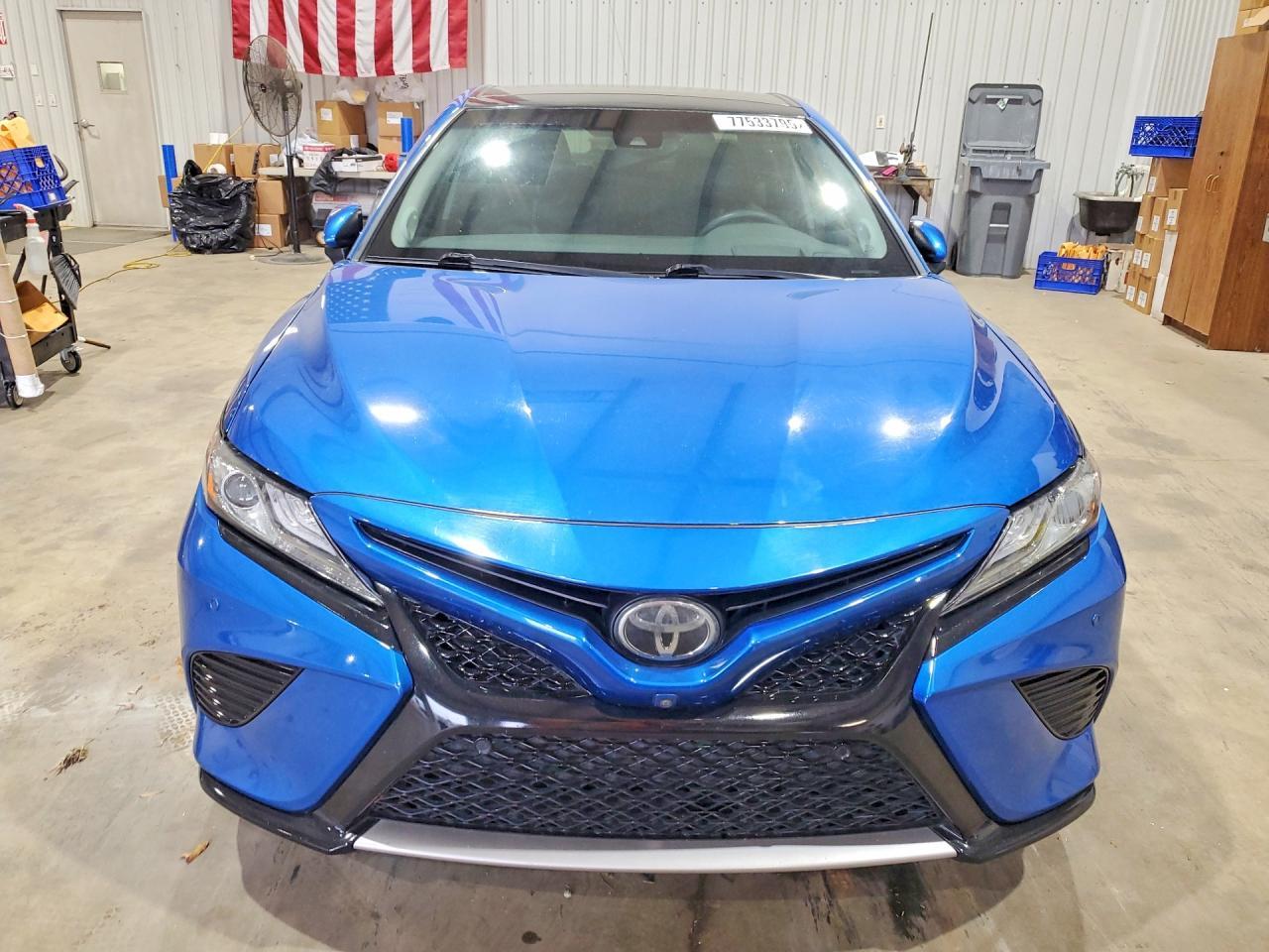 2018 TOYOTA CAMRY