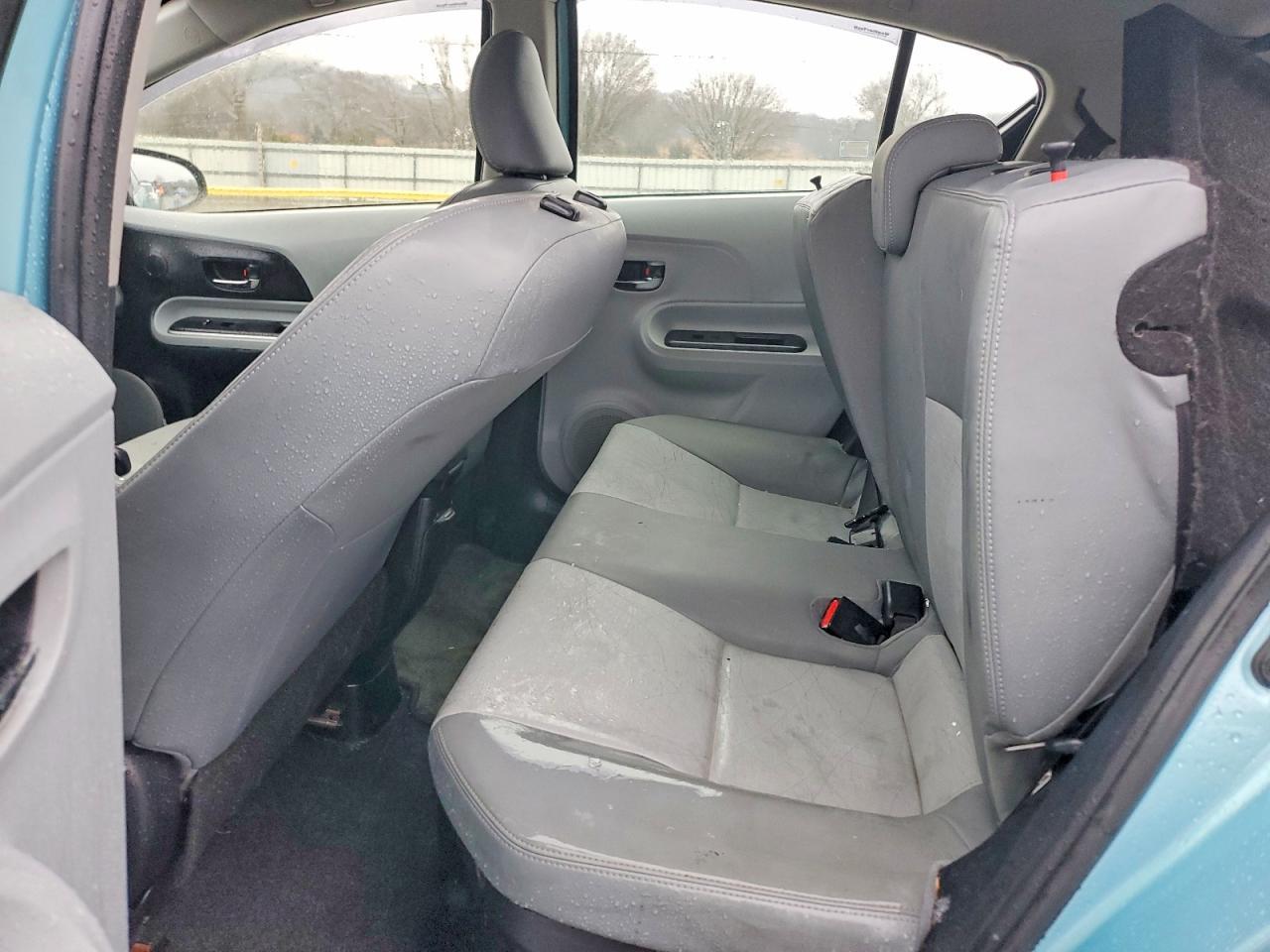 2014 TOYOTA Prius c