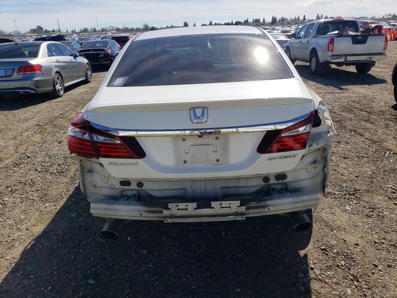 2017 HONDA ACCORD