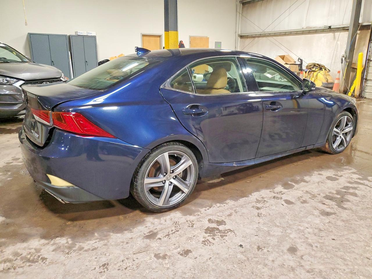 2019 LEXUS IS 300