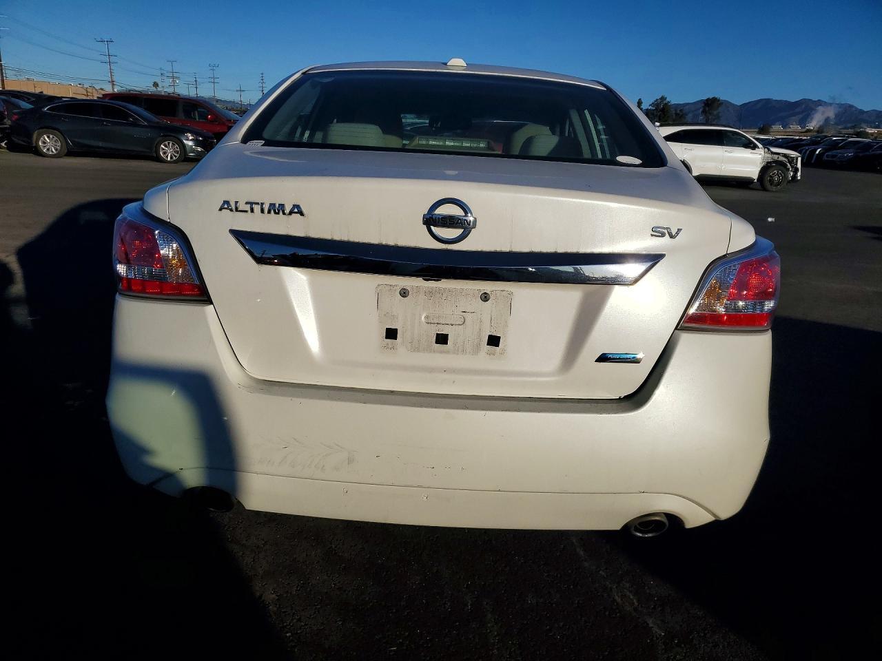 2014 NISSAN
