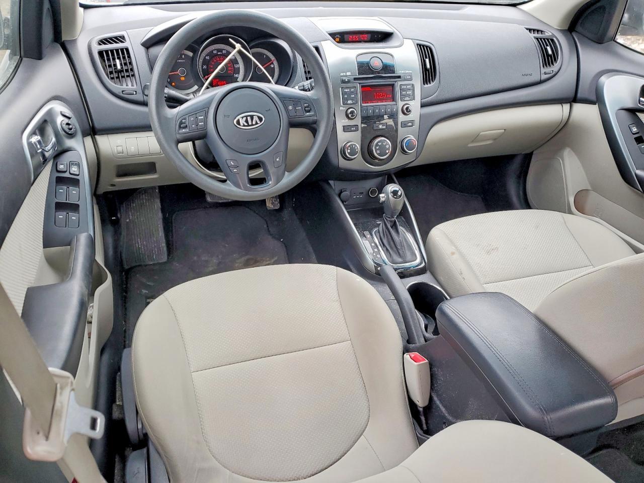 2013 KIA FORTE