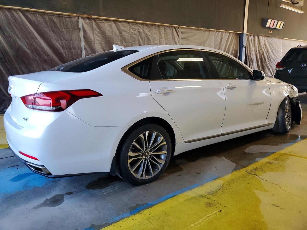 2015 HYUNDAI GENESIS