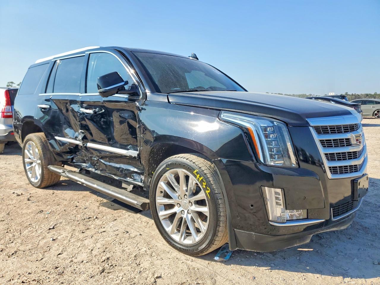 2019 CADILLAC ESCALADE